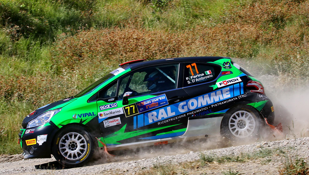 09 - Vipal-Borrachas-patrocina-o-piloto-Fabio-Farina